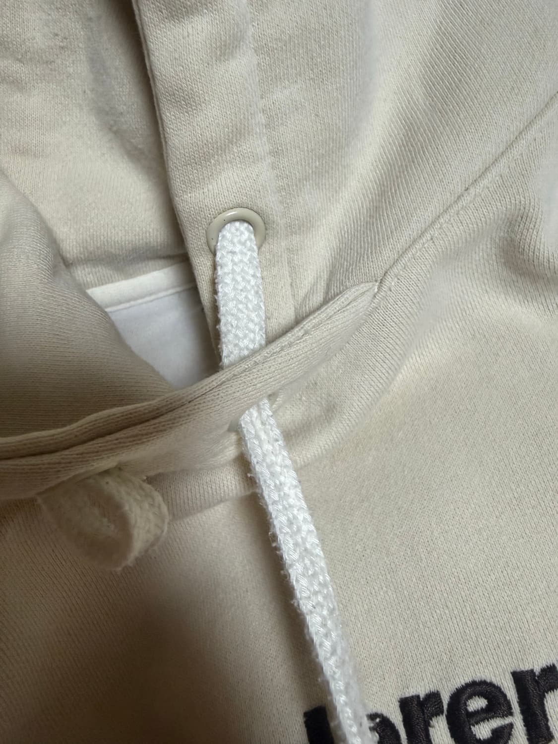 아더에러 후드티 상품이미지3