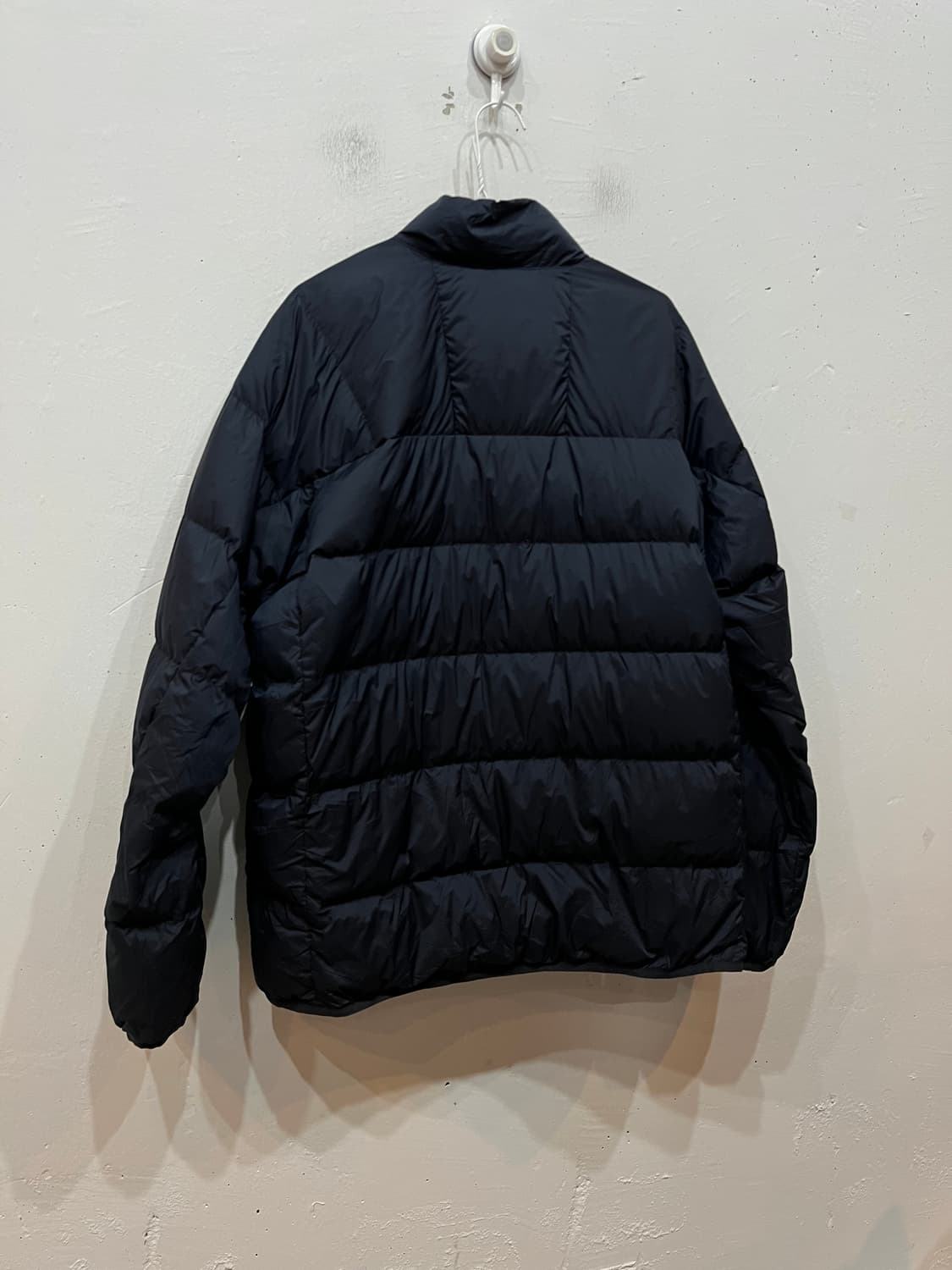 유니클로 울트라라이트다운 패커블 다운 패딩 네이비 XL 상품이미지2