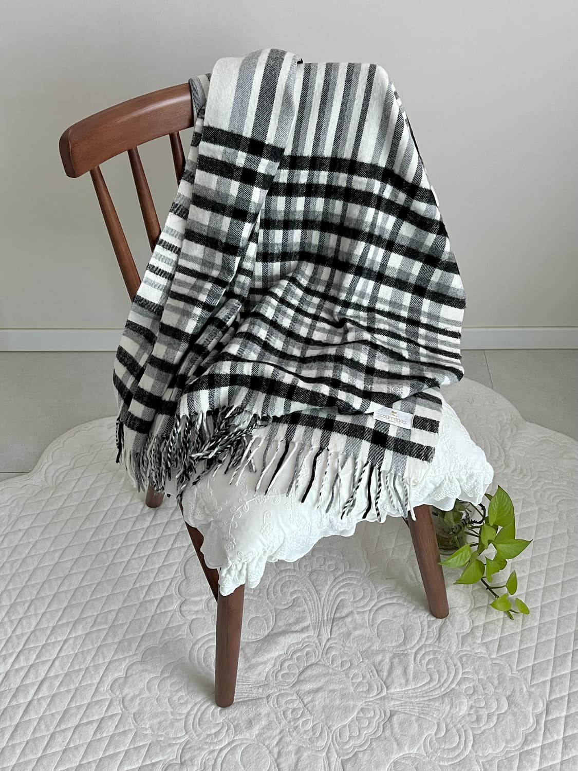 큐레쥬 울 담요 블랭킷 스톨 / 블랙 화이트 체크 꾸레쥬 상품이미지2