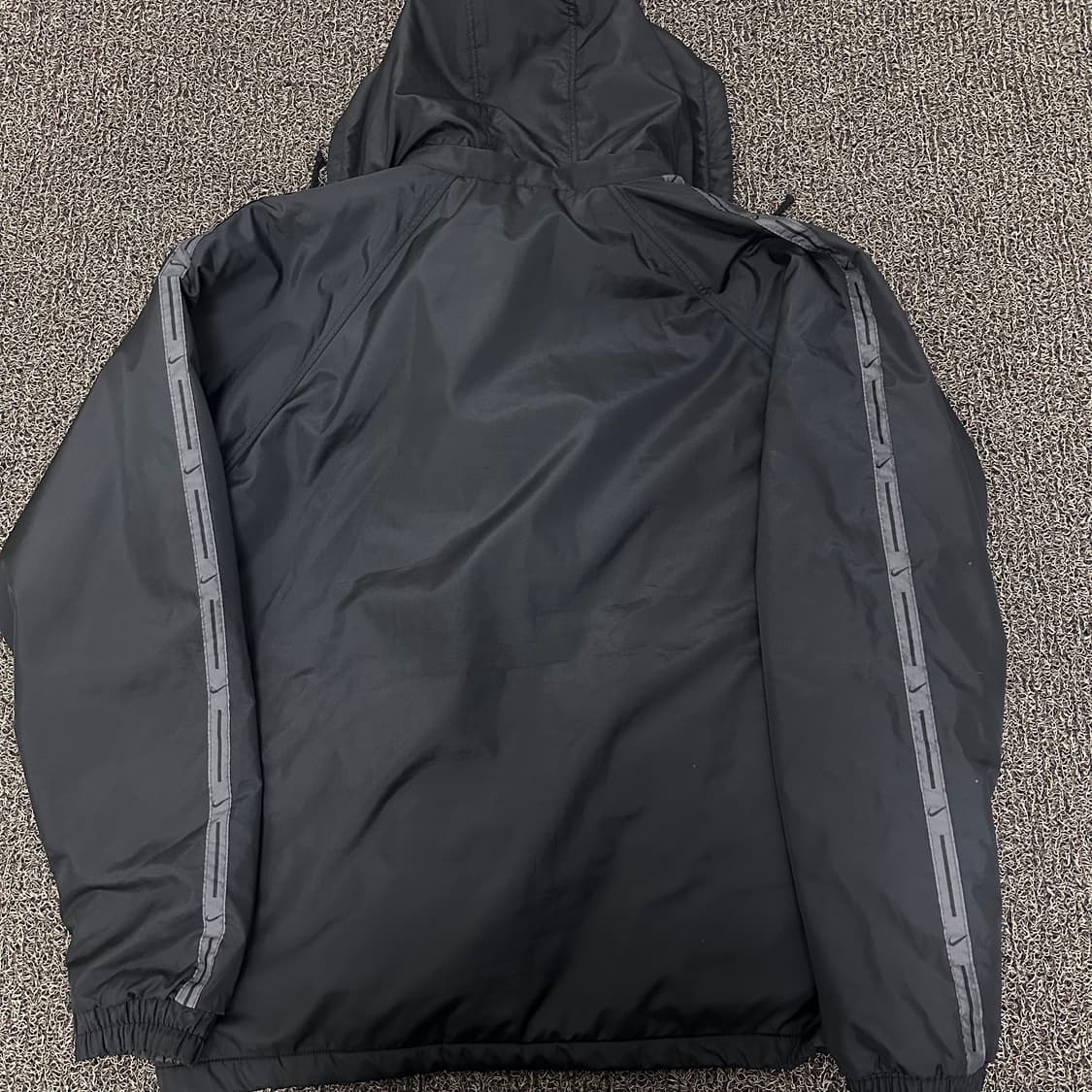 NIKE 나이키 기모 바람막이 자켓 블랙 2XL 상품이미지4