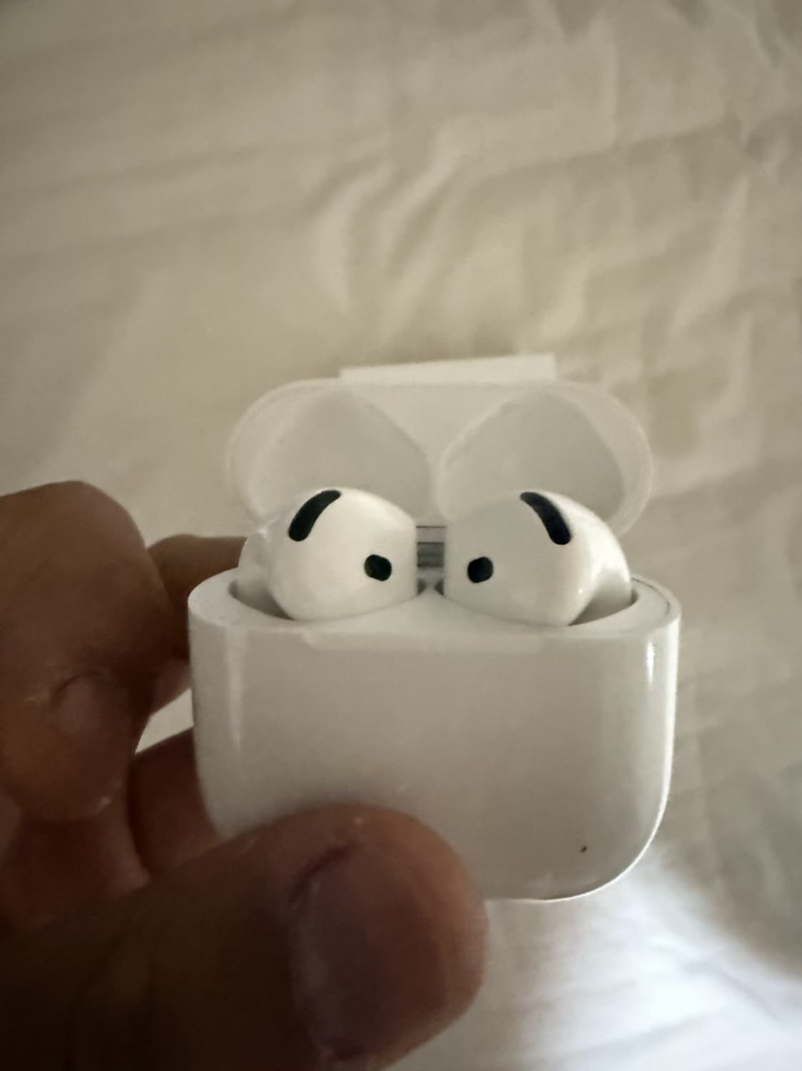 에어팟4 상품이미지1