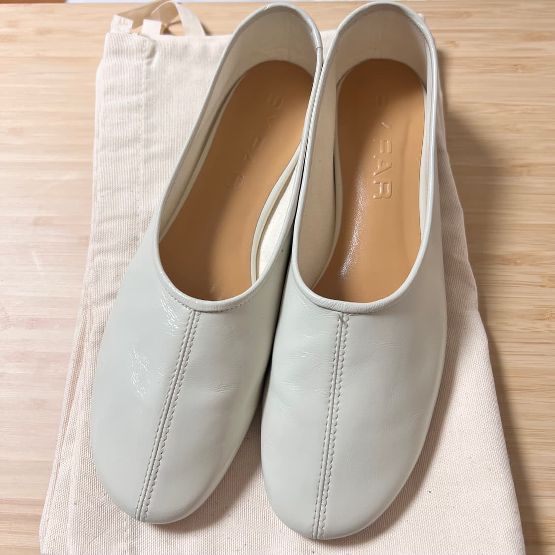 바이파 플랫슈즈 프루던스 발레BY FAR PRUDENCE LIMEWASH 상품이미지3