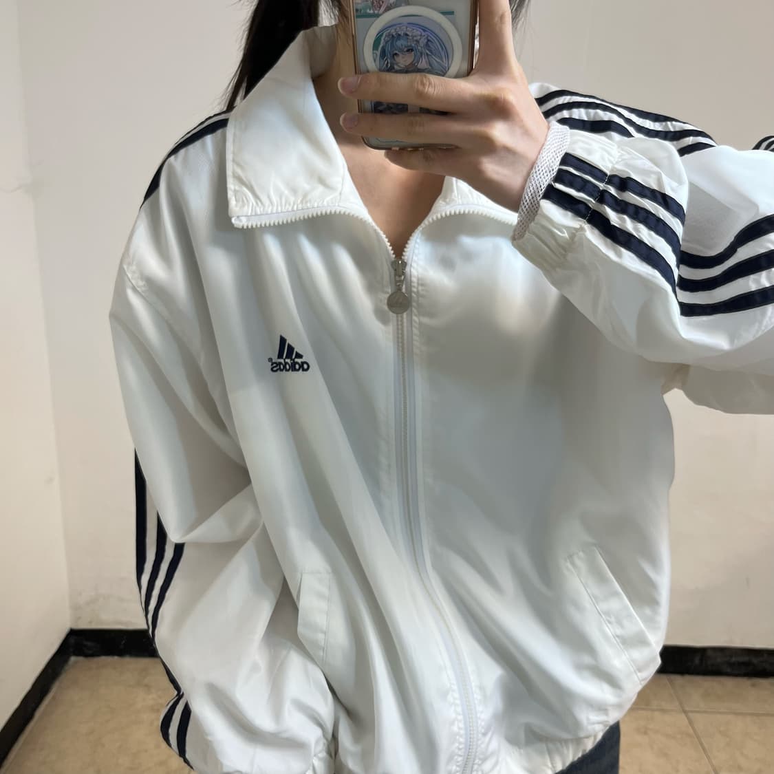 Adidas 00’s white windbreaker 상품이미지3