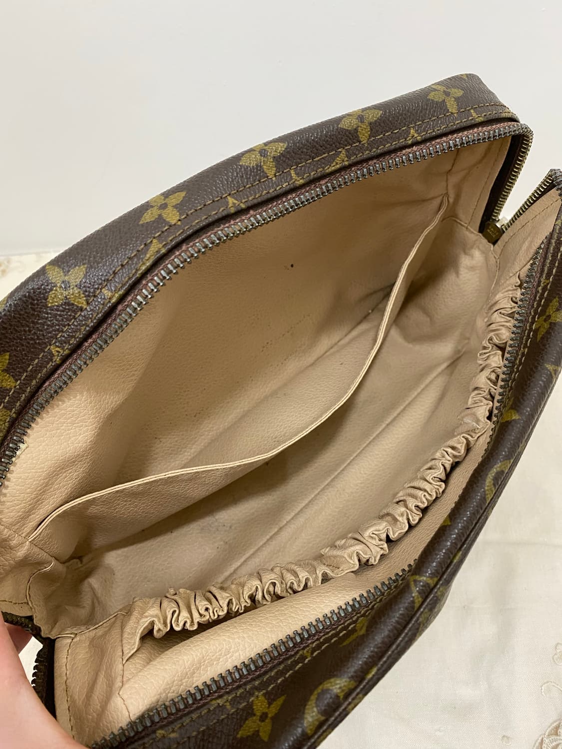 Louis Vuitton 모노그램 파우치 상품이미지5