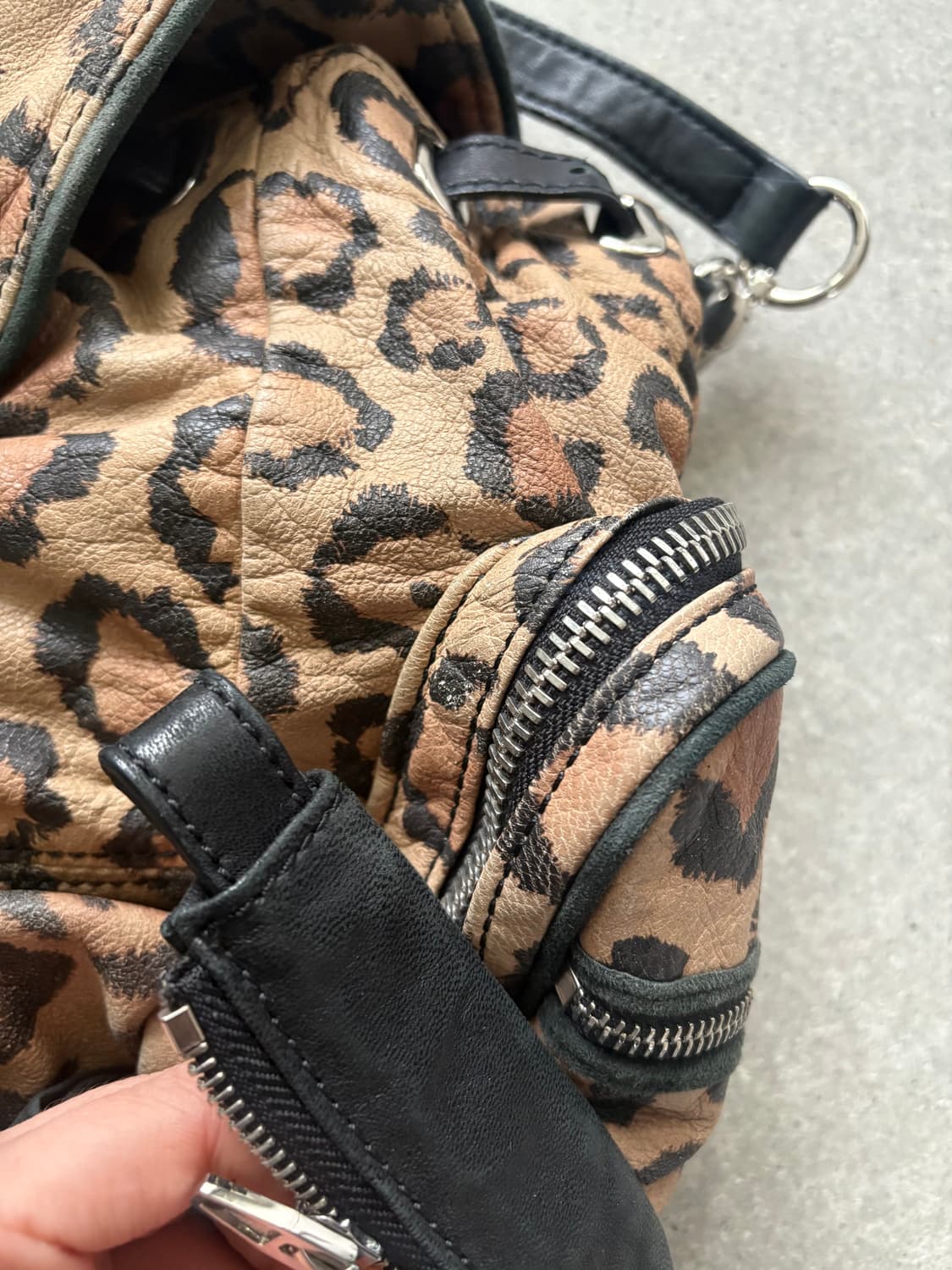 알렉산더왕 백팩 상품이미지5