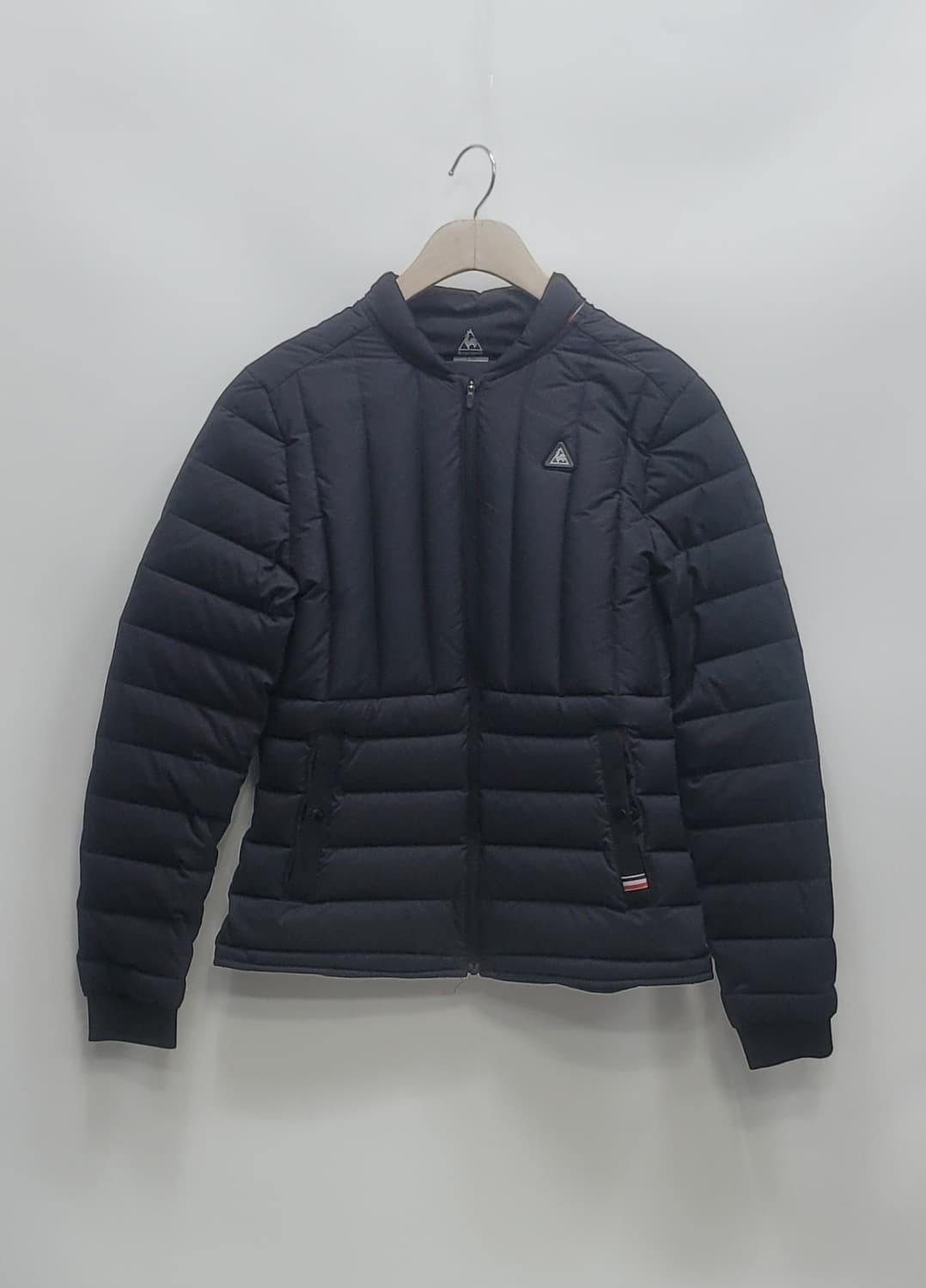 르꼬끄 튜브 구스 다운 경량 숏 패딩 / 여 85 (S) 블랙
 상품이미지1