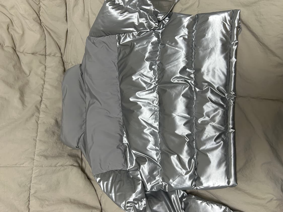 러브이즈트루 글로시 숏패딩 상품이미지2