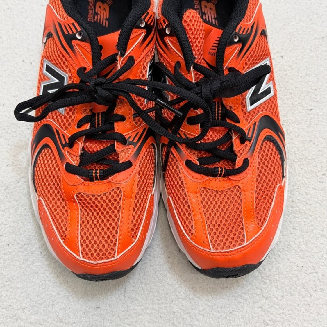 NEW BALANCE 530 러닝화 250 상품이미지4