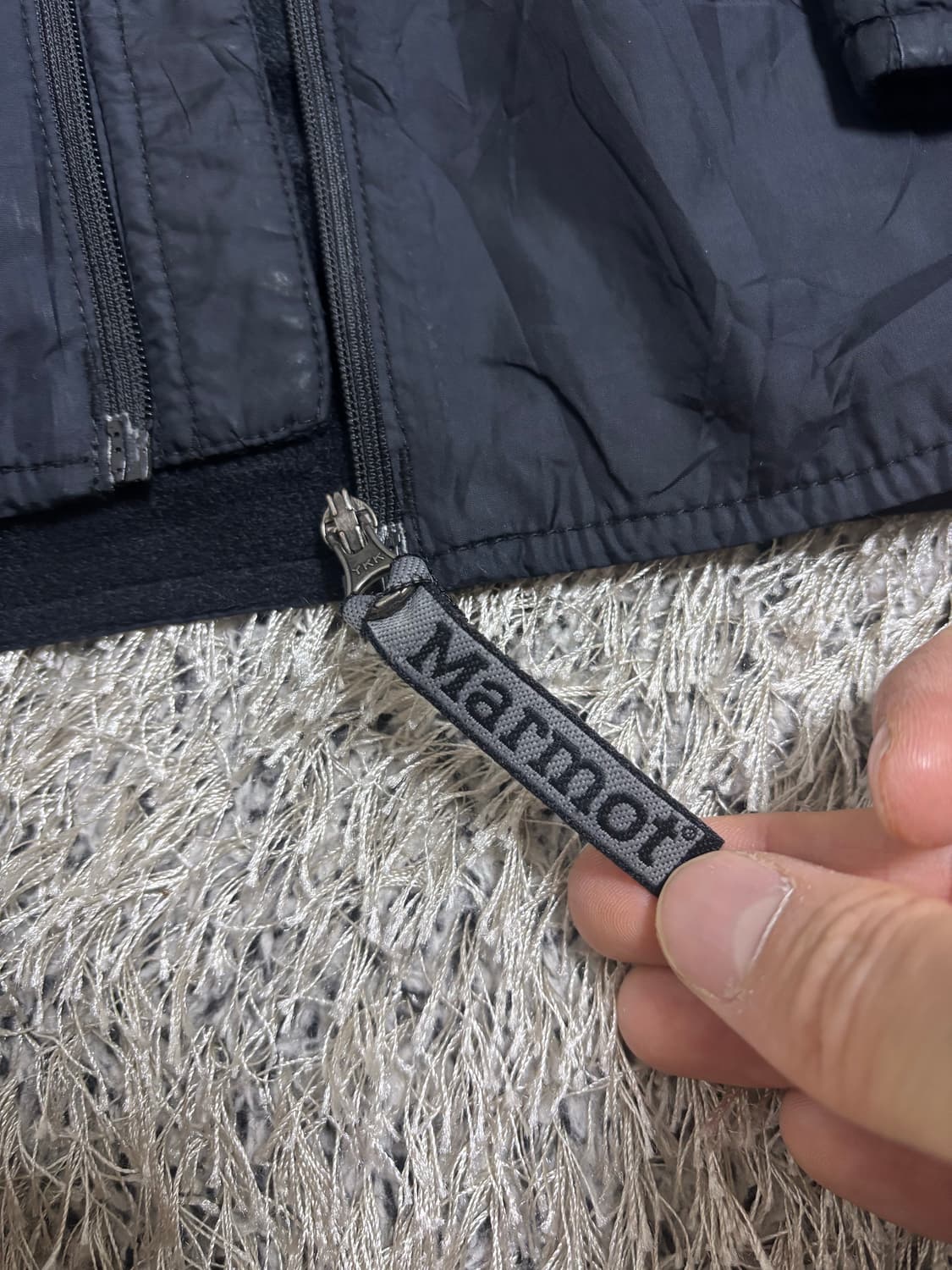 일본판 MARMOT 검정색 바람막이 사이즈 105-110 상품이미지3