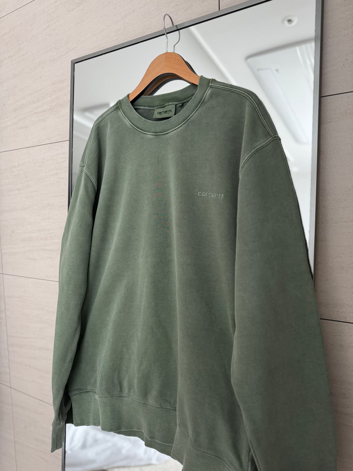 🖤 칼하트 워싱 크루넥 맨투맨 스웻셔츠 상품이미지4