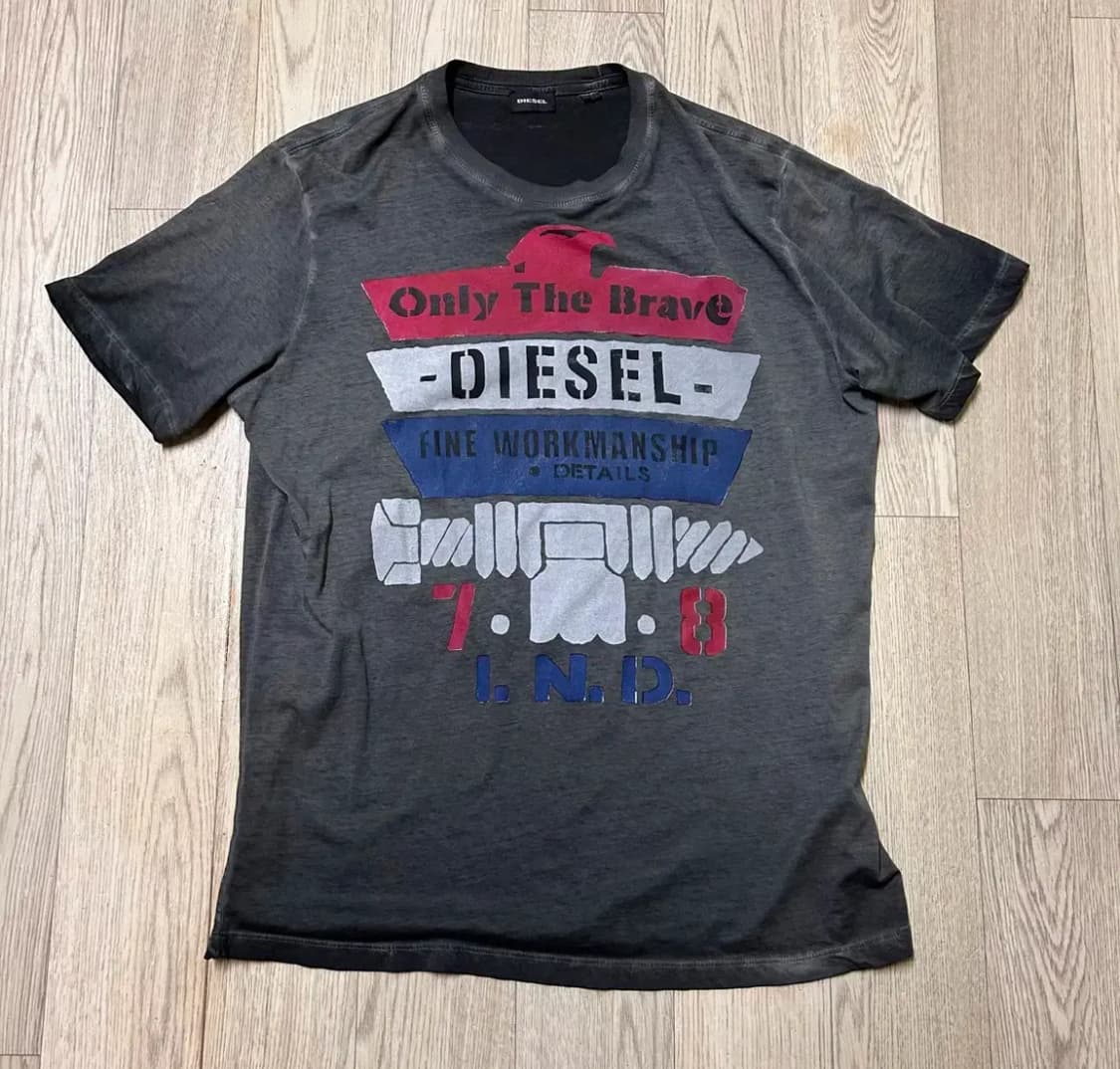 디젤 국문 정품 반팔티 100 상품이미지1