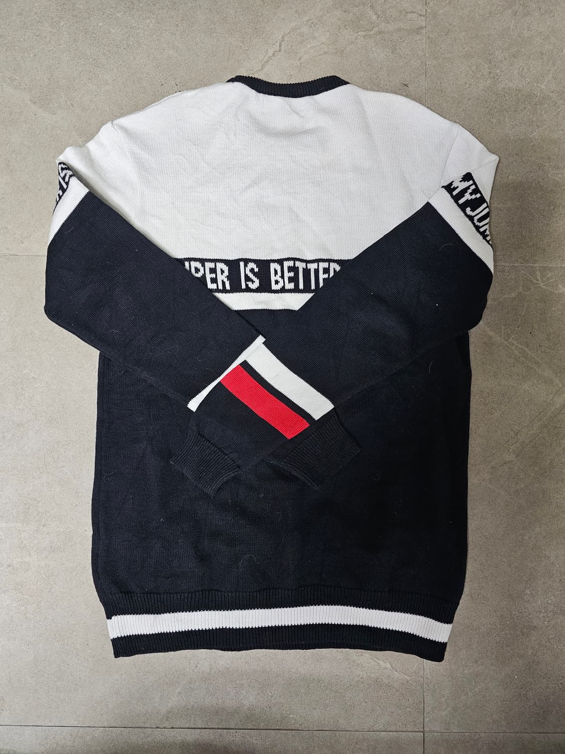 Bershka 배색 니트 L 상품이미지6