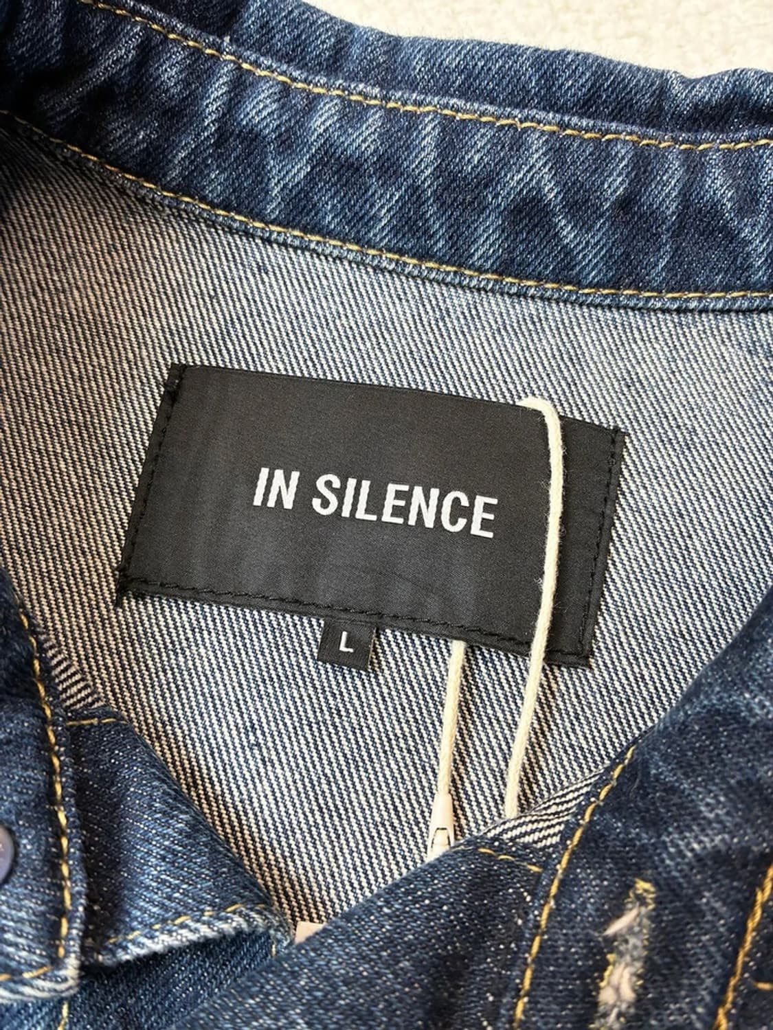 인사일런스 18FW 오버사이즈드 데님 셔츠 PN6004 상품이미지7