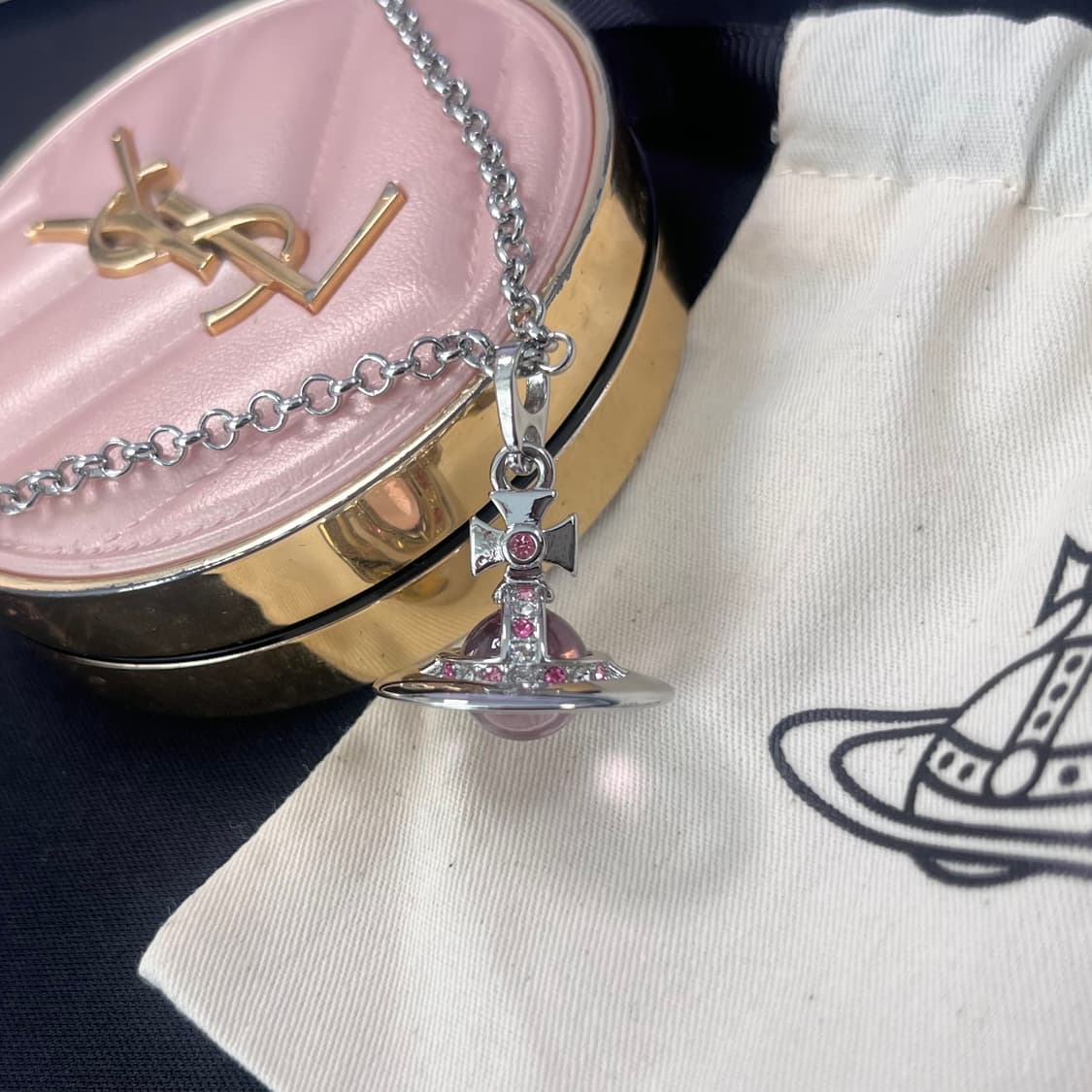 비비안웨스트우드 핑크 orb 목걸이 상품이미지4