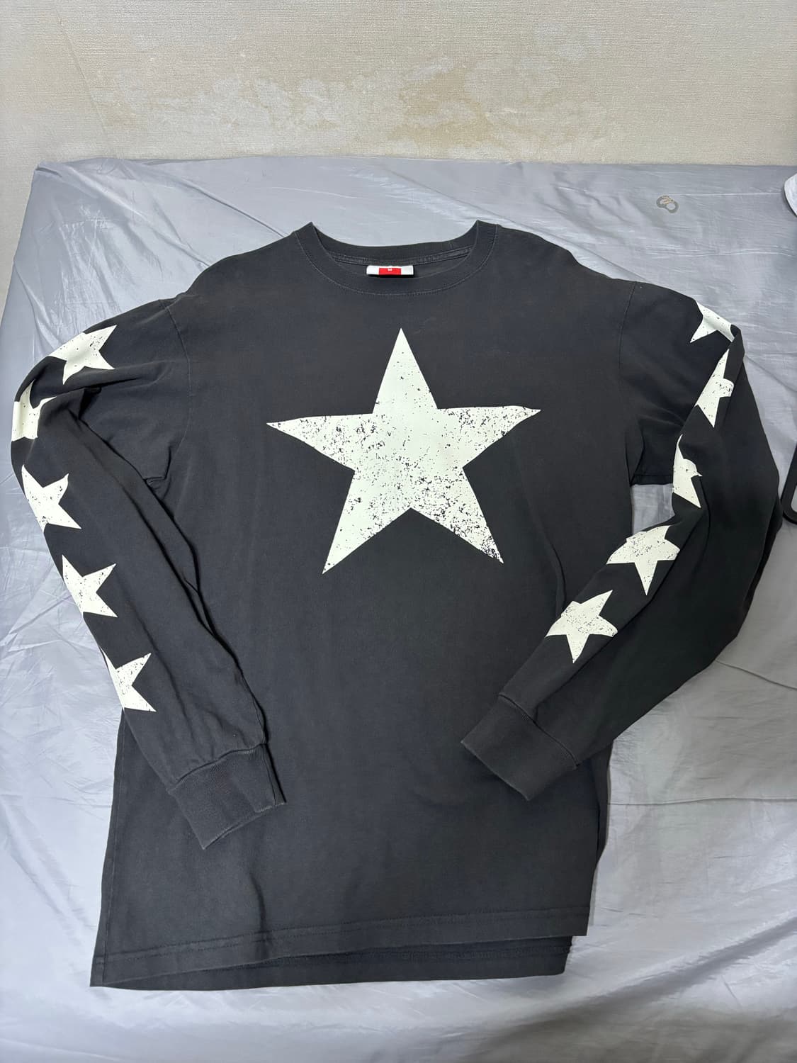 STARS LONG SLEEVE CHARCOAL 상품이미지3