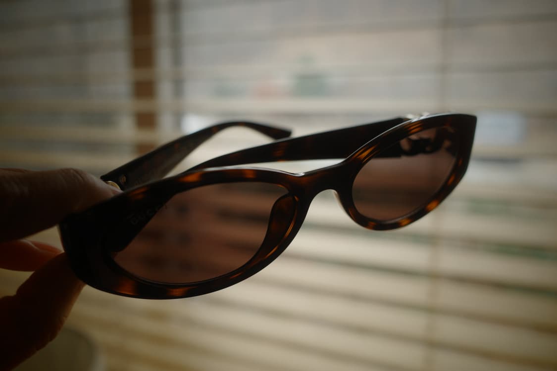 GUCCI 로고 템플 하바나 선글라스 상품이미지4