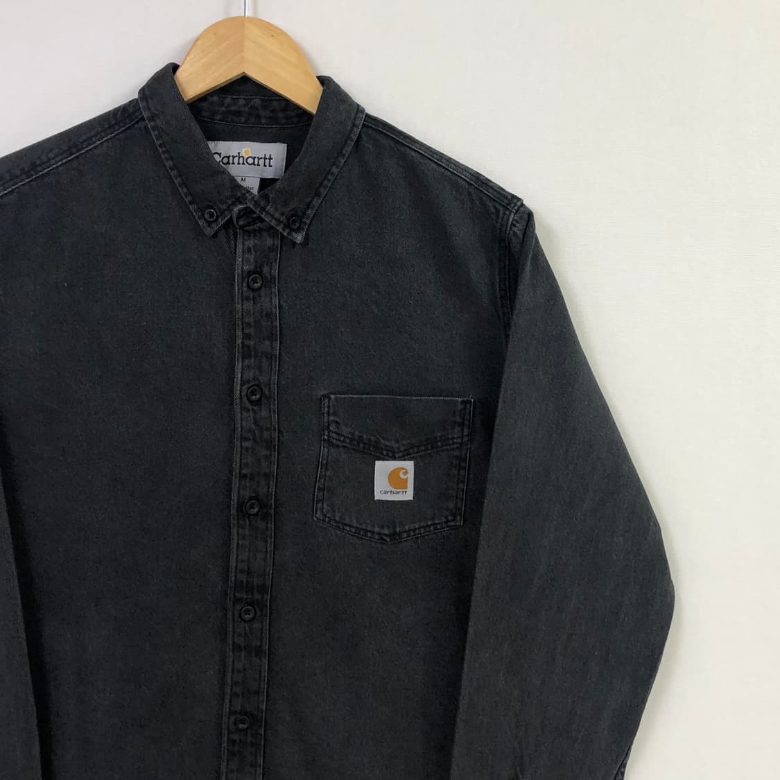 M 칼하트 블랙 데님 셔츠 상품이미지1