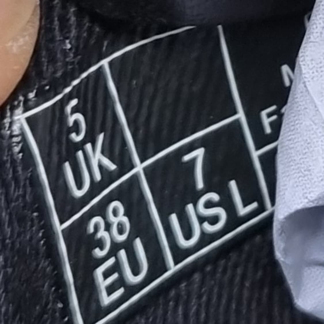 닥터마틴 유도라 여성스니커즈 235 상품이미지6