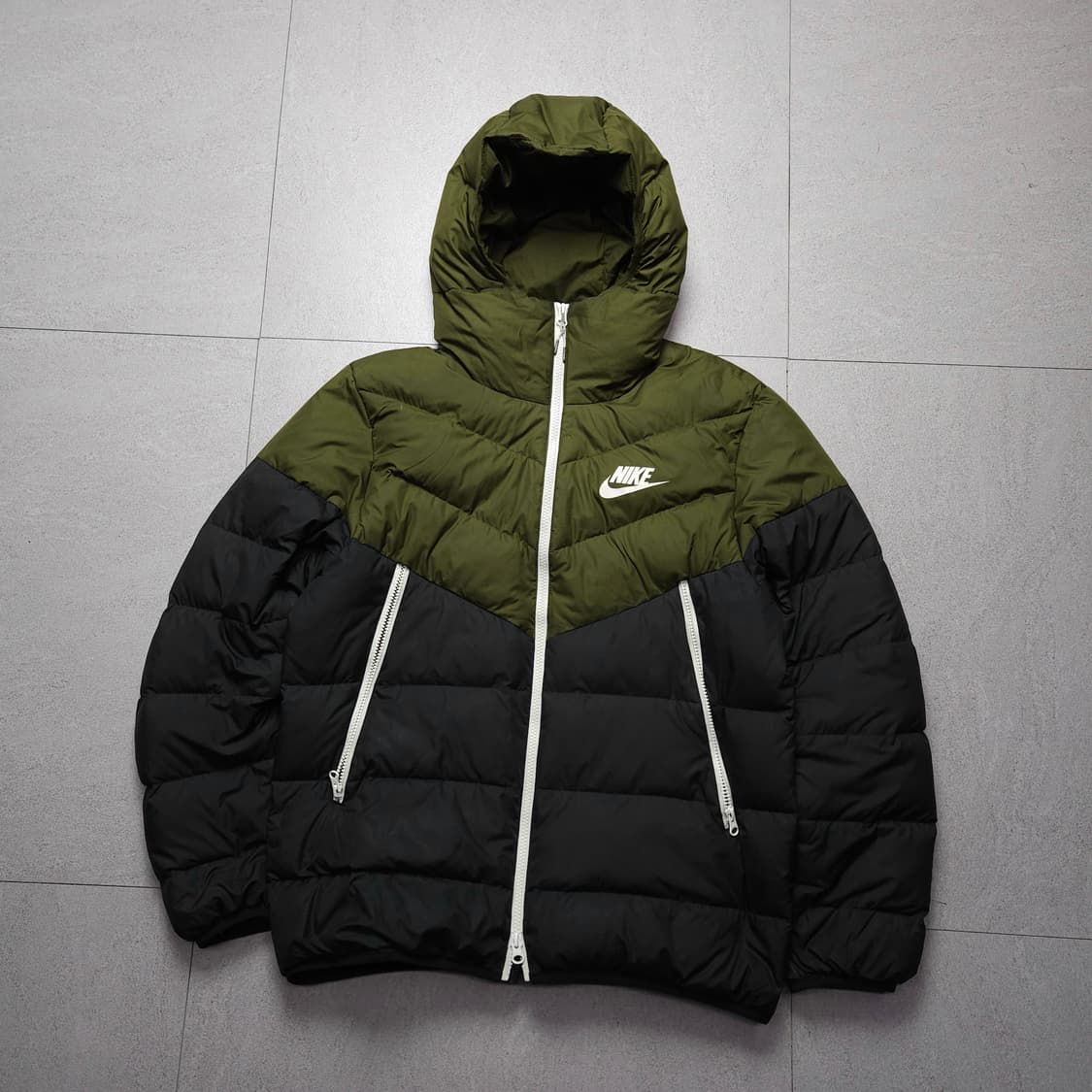 나이키 윈드러너 투웨이 다운 푸퍼 패딩 상품이미지1