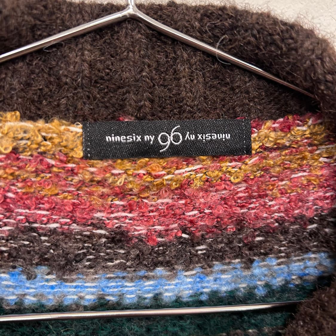 NINESIX NY 빈티지 패턴 부클 니트 가디건 상품이미지3