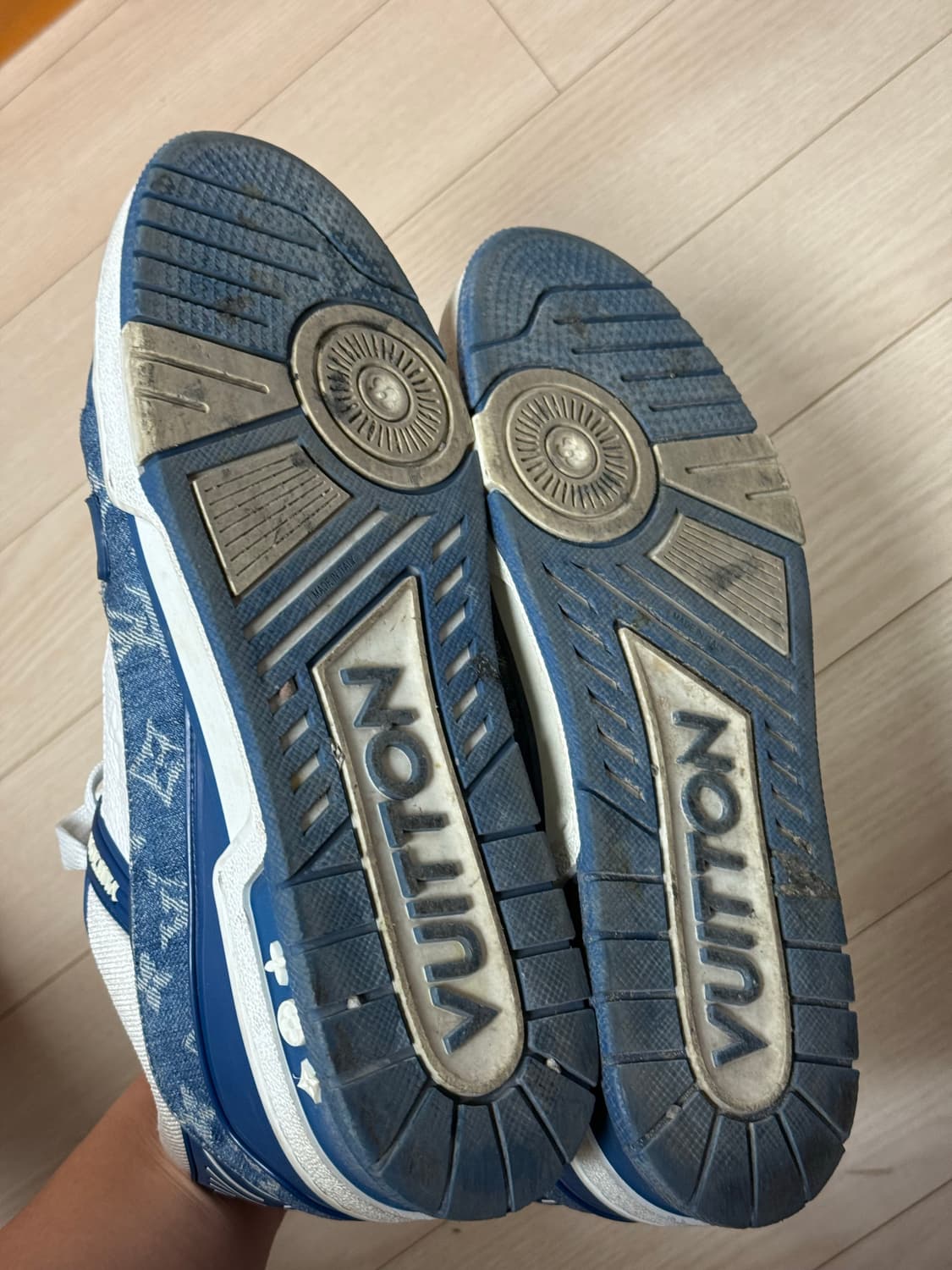 [9] 루이비통 LV 트레이너 데님 블루 스니커즈 280 상품이미지8