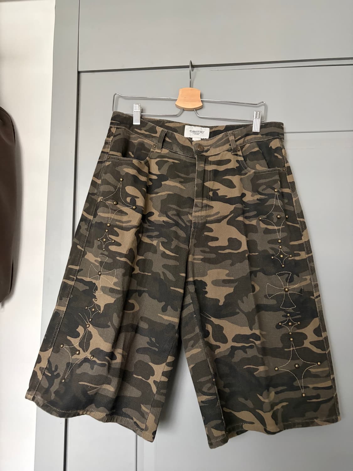 크리틱 카모폴라쥬 버뮤다 팬츠 상품이미지2