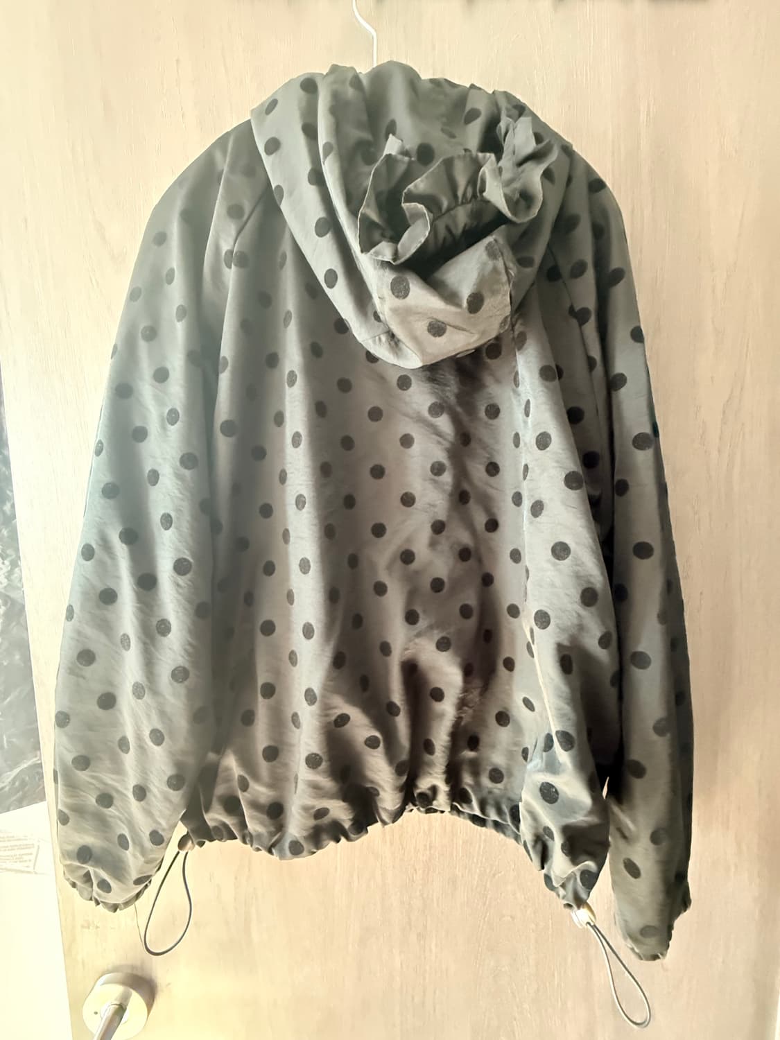 오헤시오 바람막이 블랙 상품이미지3