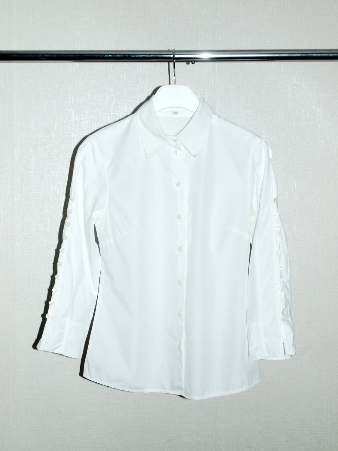 Button Sleeve Shirts 상품이미지1