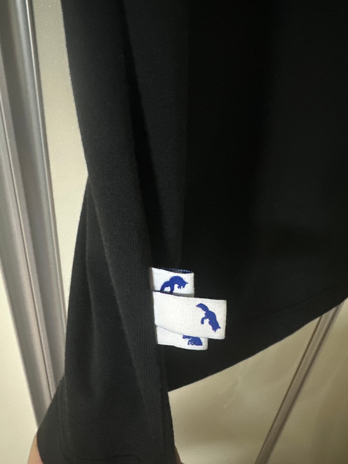 아더에러 메종키츠네 반팔 티셔츠 블랙 트리플 폭스 상품이미지3