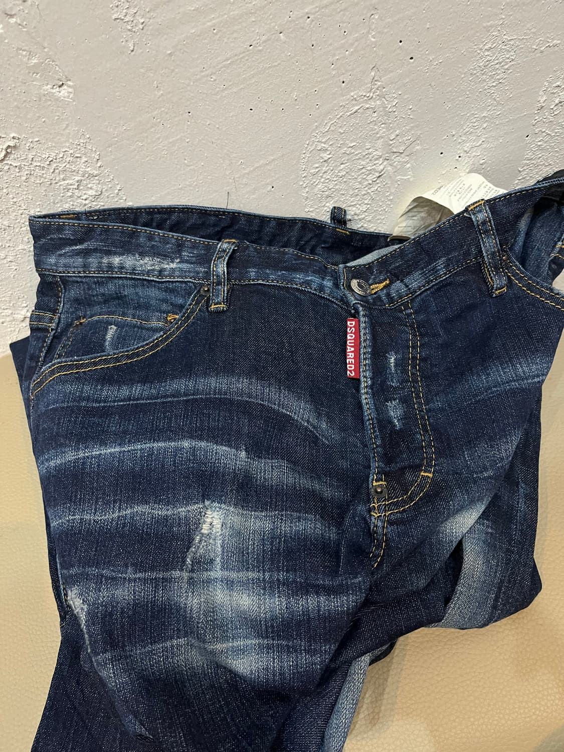 디스퀘어드2 워싱 디스 데님팬츠 Made in ITALY 상품이미지4