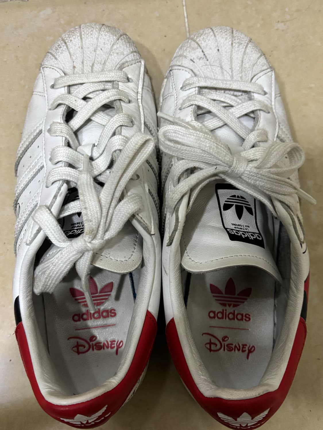 아디다스 디즈니 슈퍼스타 240 상품이미지2