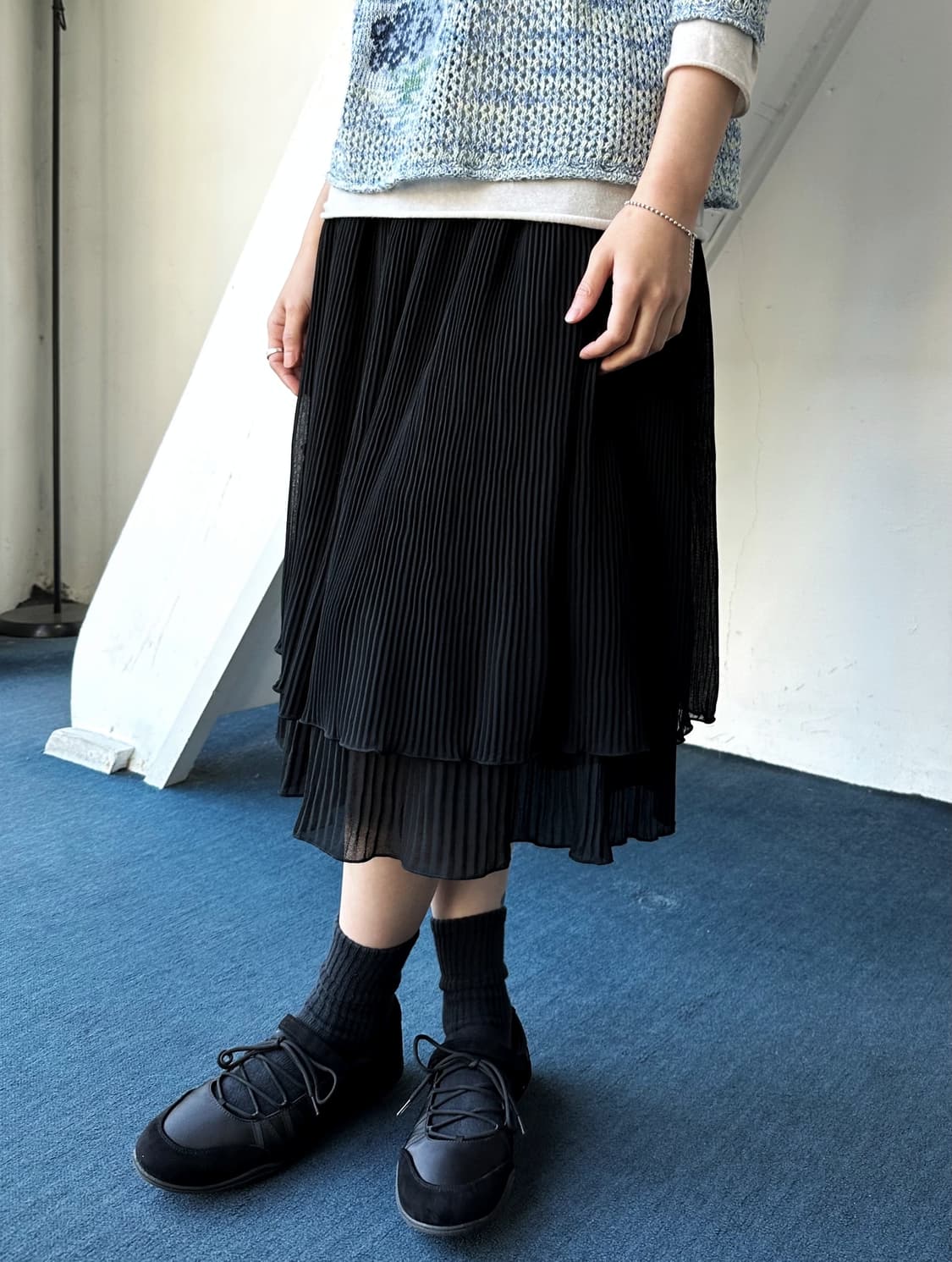 Banded layer pleats design mid skirt 상품이미지8