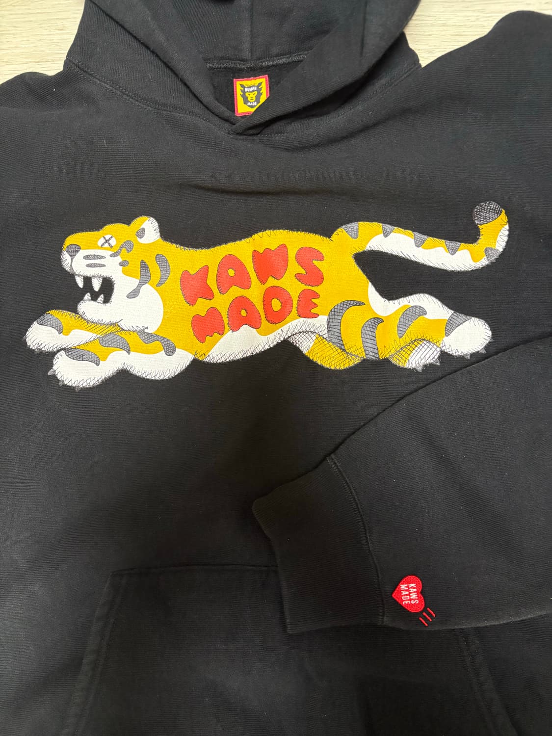 HUMAN MADE x KAWS HOODIE XXL 상품이미지3