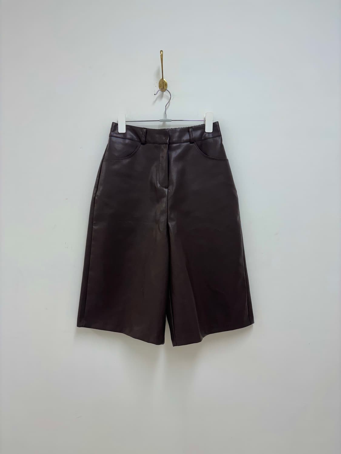 레더 버뮤다 팬츠 상품이미지1