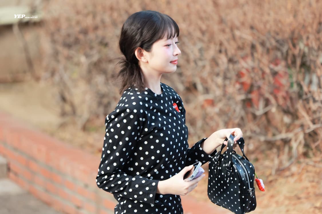 꼼데가르송 도트 긴팔 롱슬리브 상품이미지1