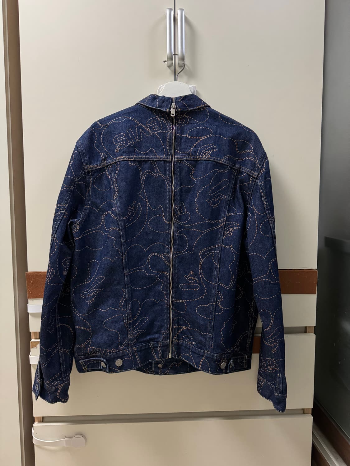 베이프 x 리바이스 카모 트러커 자켓 인디고 L 상품이미지2