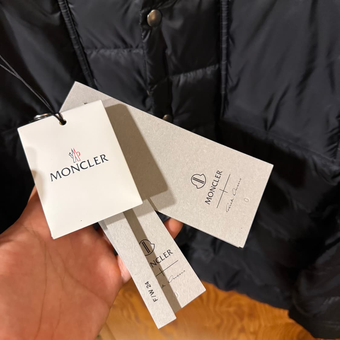 몽클레어 X 릭오웬스 25SS 패딩 코트 자켓 판매 합니다. 상품이미지4