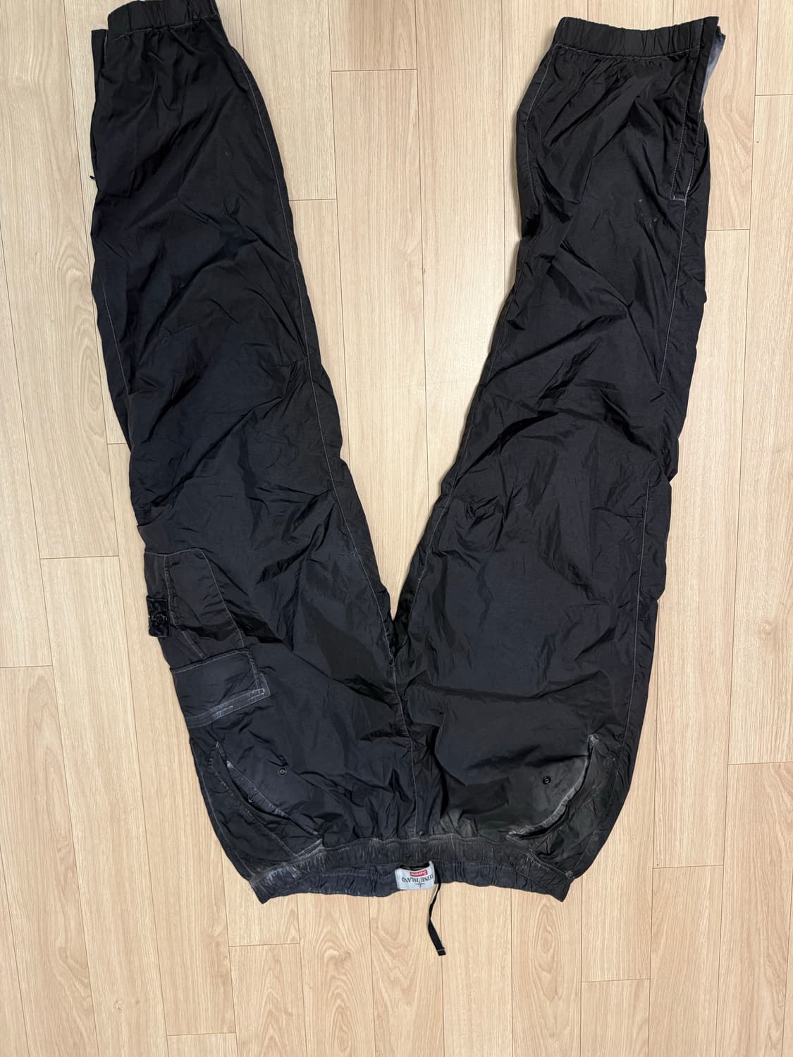 [L]20fw 슈프림x스톤아일랜드 페인티드카모나일론 카고팬츠블랙 상품이미지2