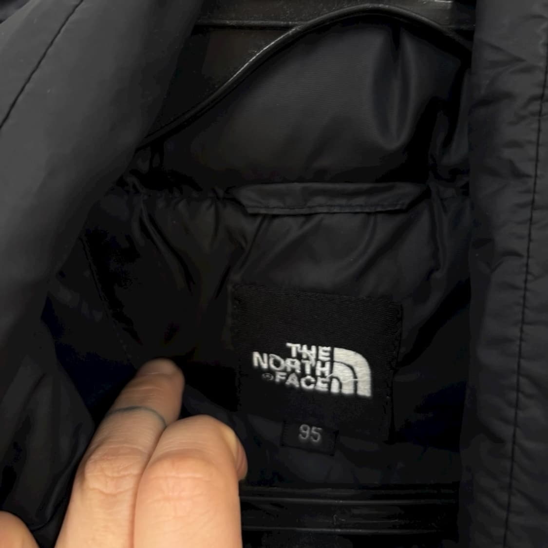 노스페이스600 우먼 다운패딩(후드탈착) 상품이미지5