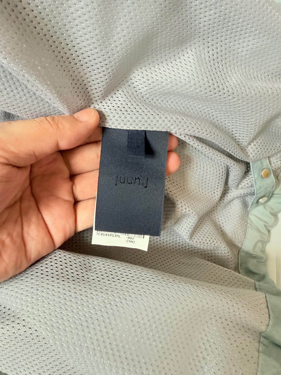 (24 FW 새상품급) 준지 바람막이 폴리 퍼커링 후드 (L) 상품이미지4