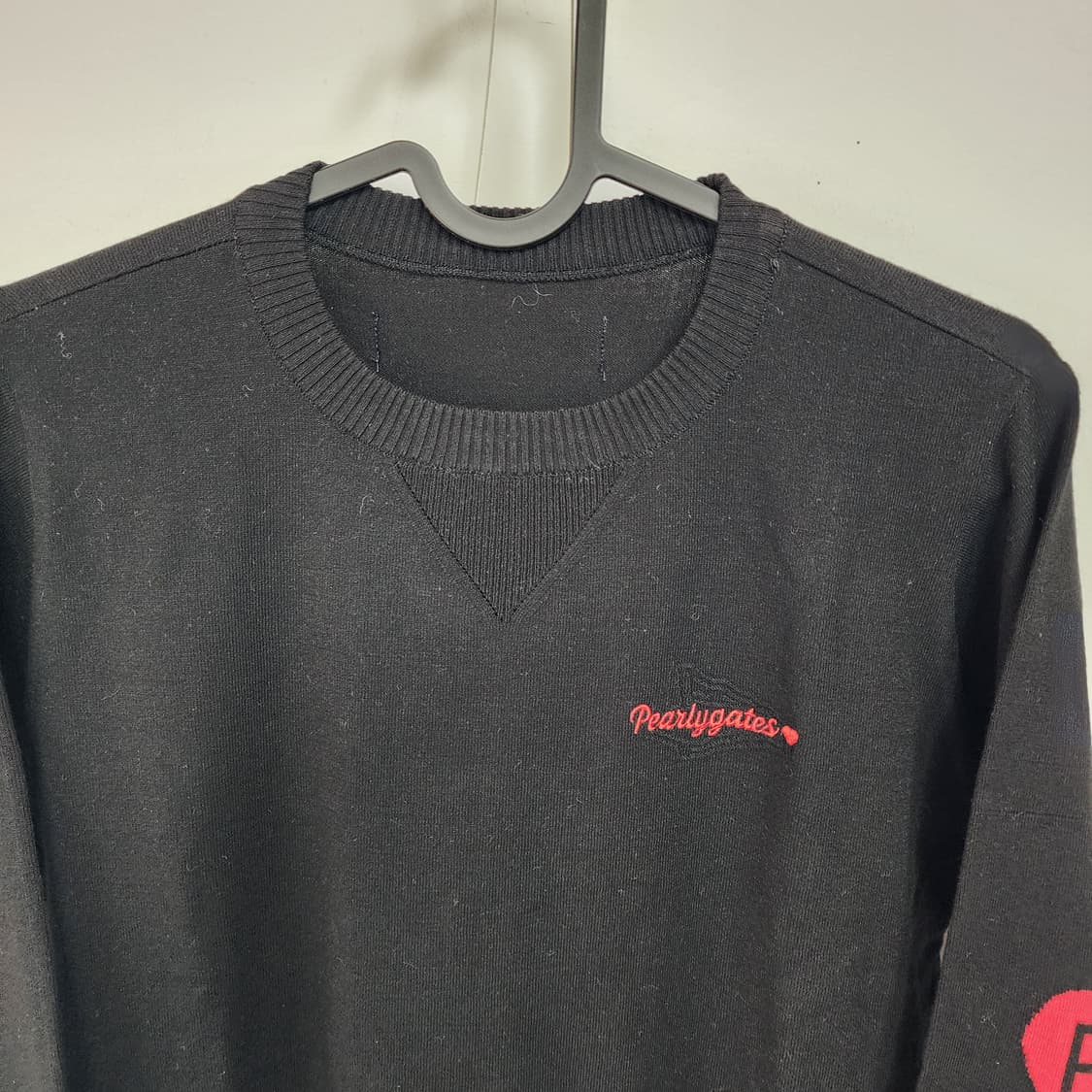 파리게이츠 하트 블랙 니트 상품이미지2