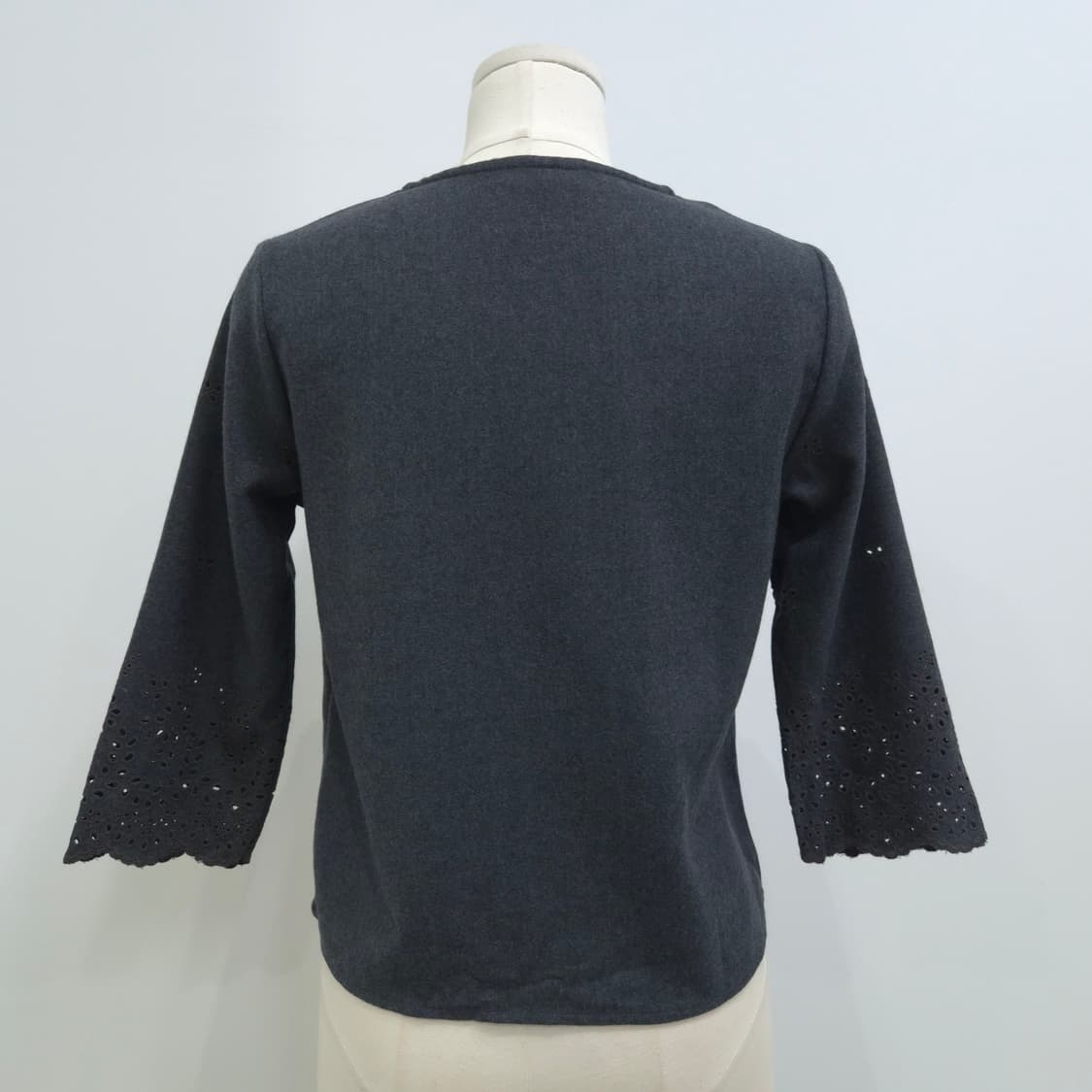 JOURNAL STANDARD 울 100 차콜그레이 펀칭 셔츠 가디건 상품이미지3