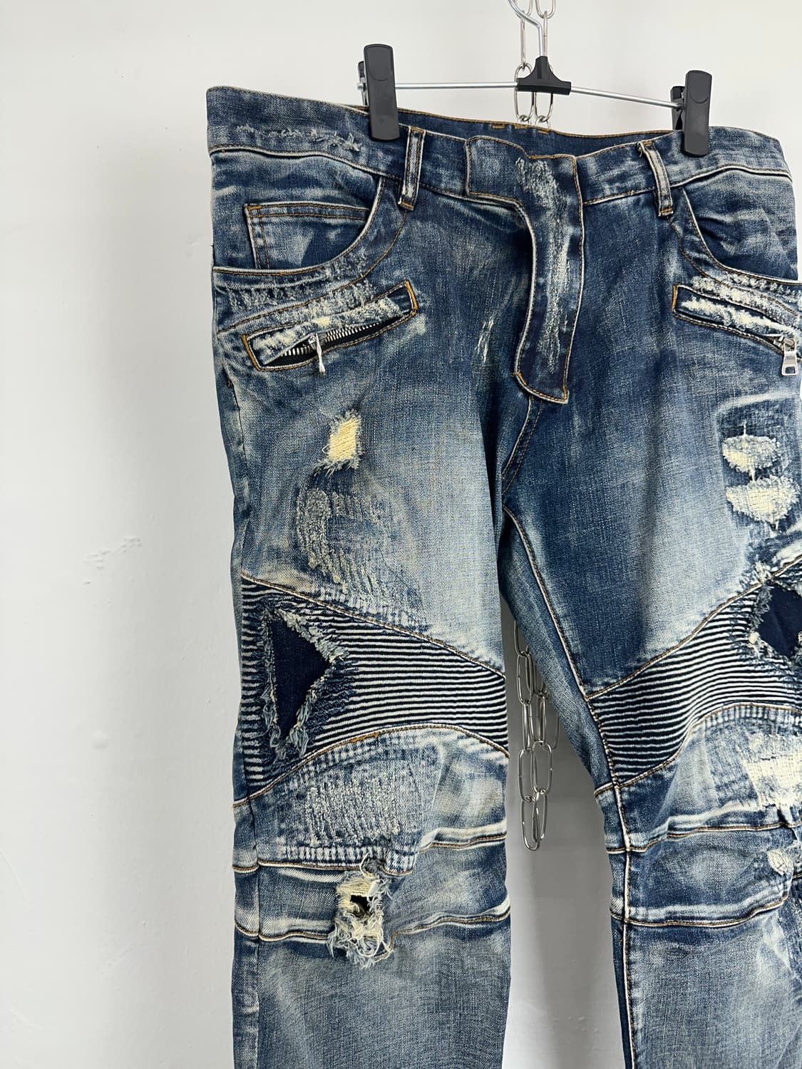 Balmain Patched Biker Distressed Jeans 상품이미지5