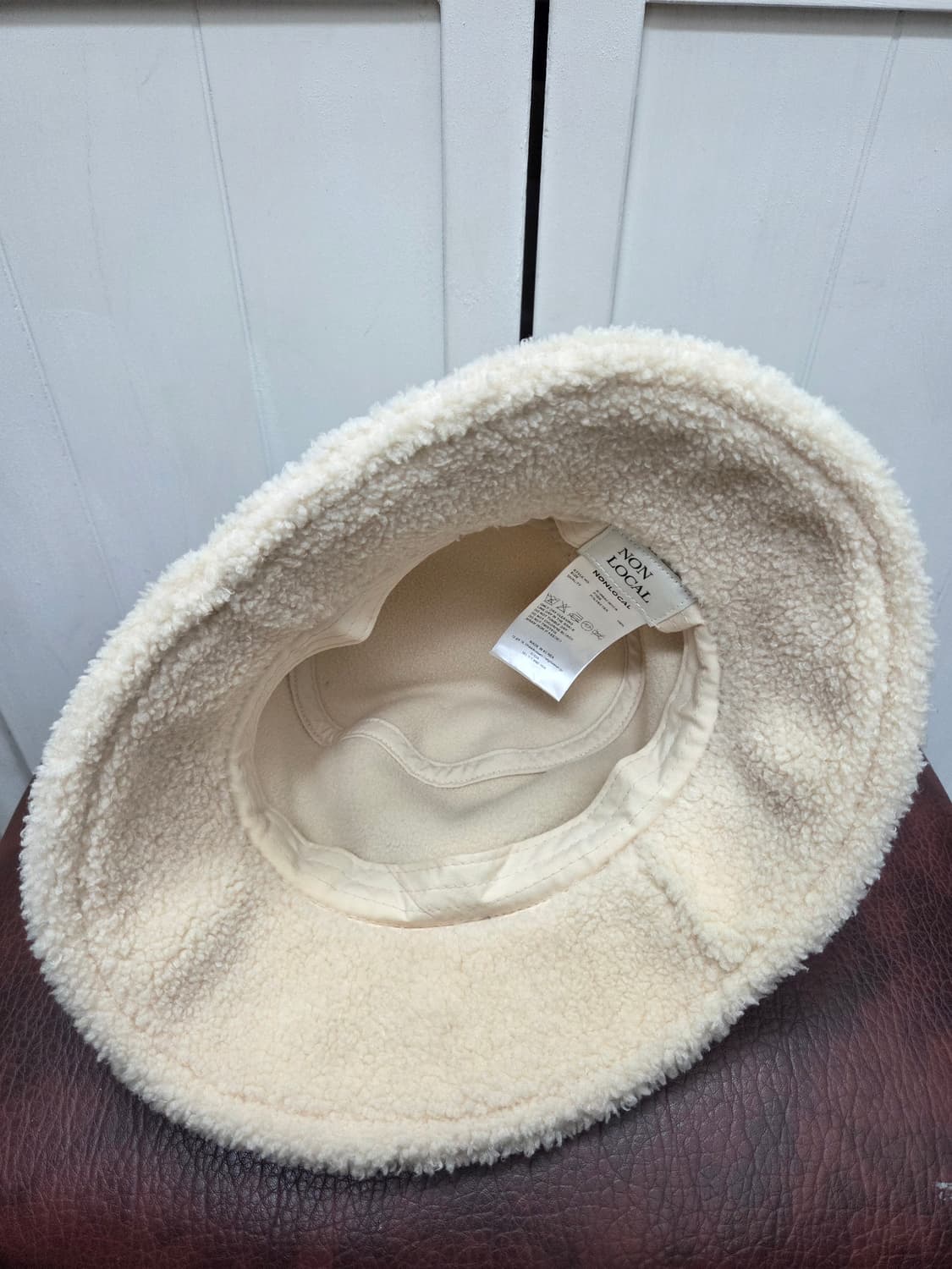 논로컬 시어링 버킷햇 상품이미지3