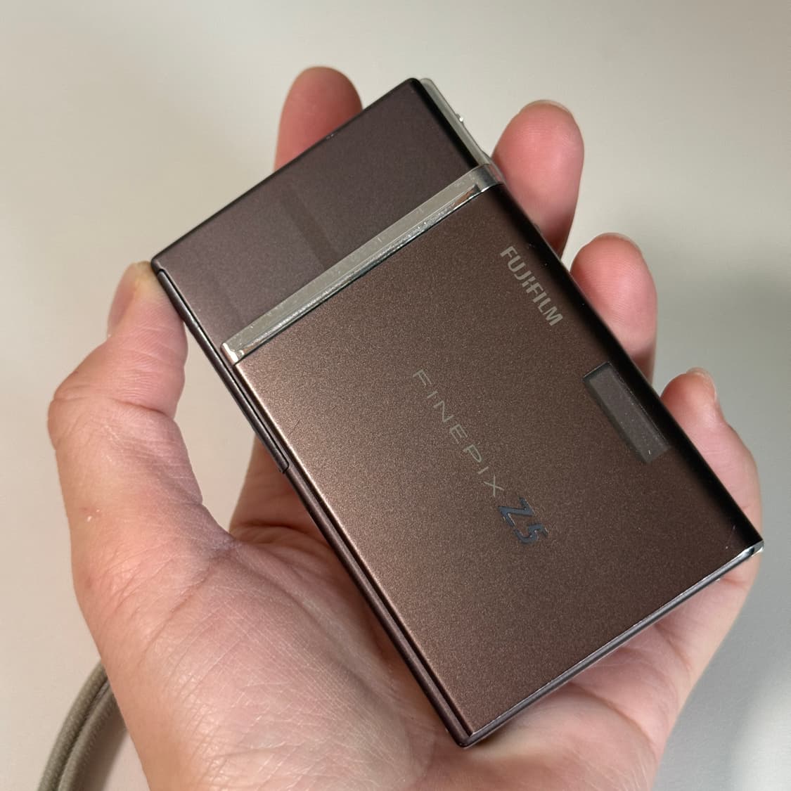 뉴진스 민지님) 후지필름 파인픽스 z5 빈티지 디카 디지털카메라 초코🤎 상품이미지3