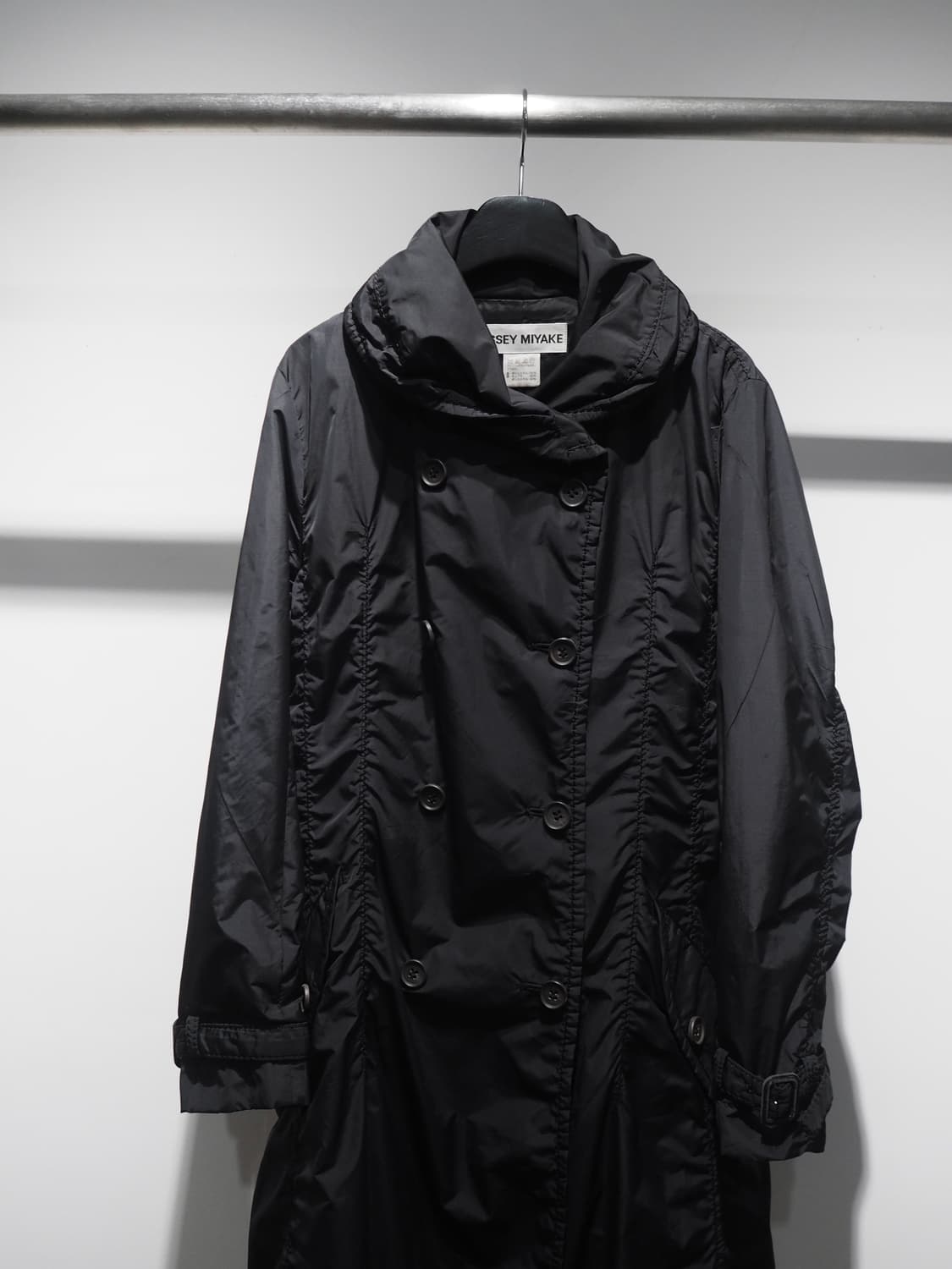 ISSEY MIYAKE double breasted coat  상품이미지2