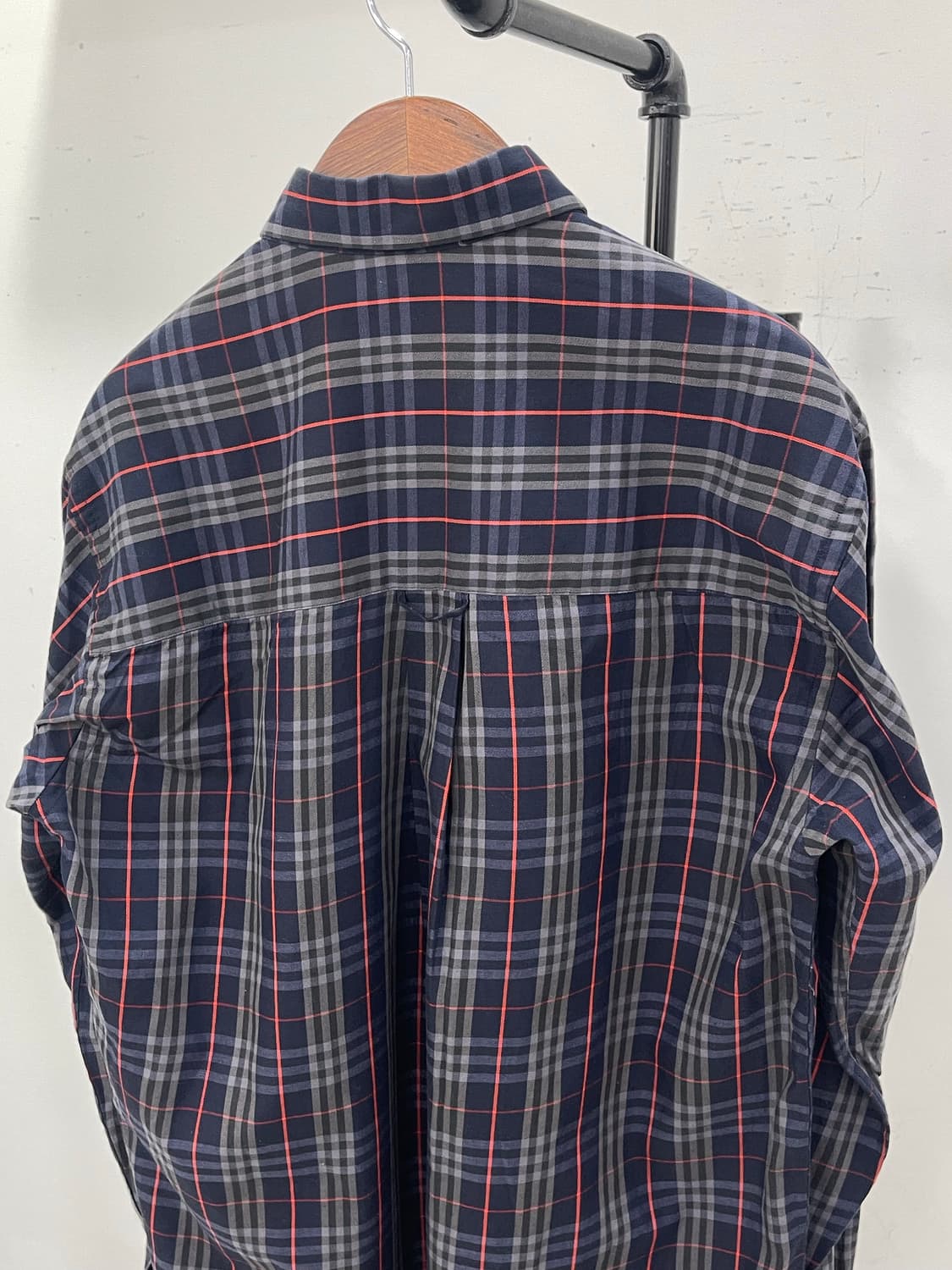 버버리 네이비 체크 남방 남성 상품이미지4