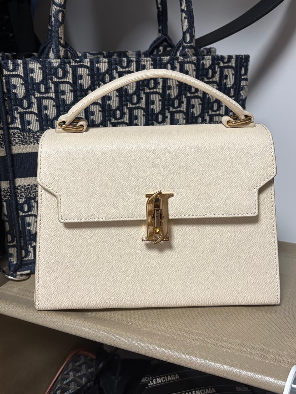 제이에스티나 클래식 토트백 상품이미지4