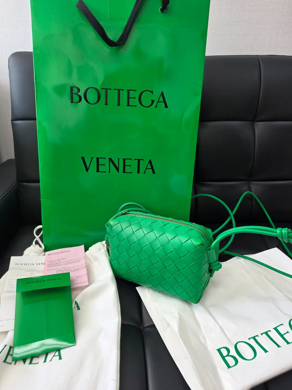 보테가베네타 미니 루프 카메라백 그린 상품이미지1