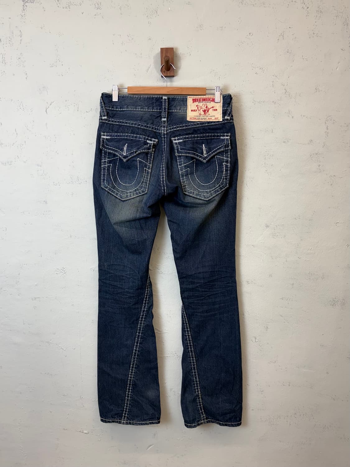 트루릴리전 빈티지 워싱 부츠컷 데님 상품이미지2